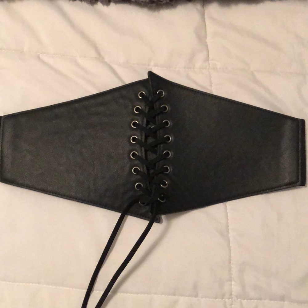 Black leather corset belt